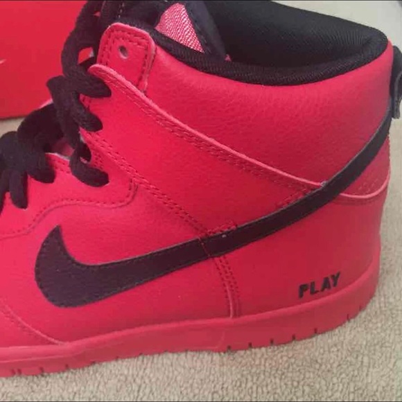 NikeID Red Customized - Picture 4 of 12
